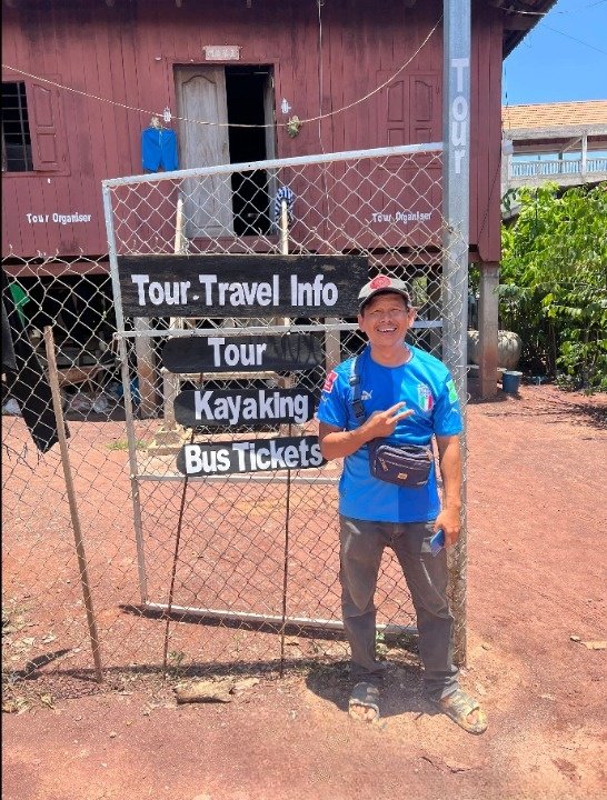 Novo, local founder and expert guide in Kratié